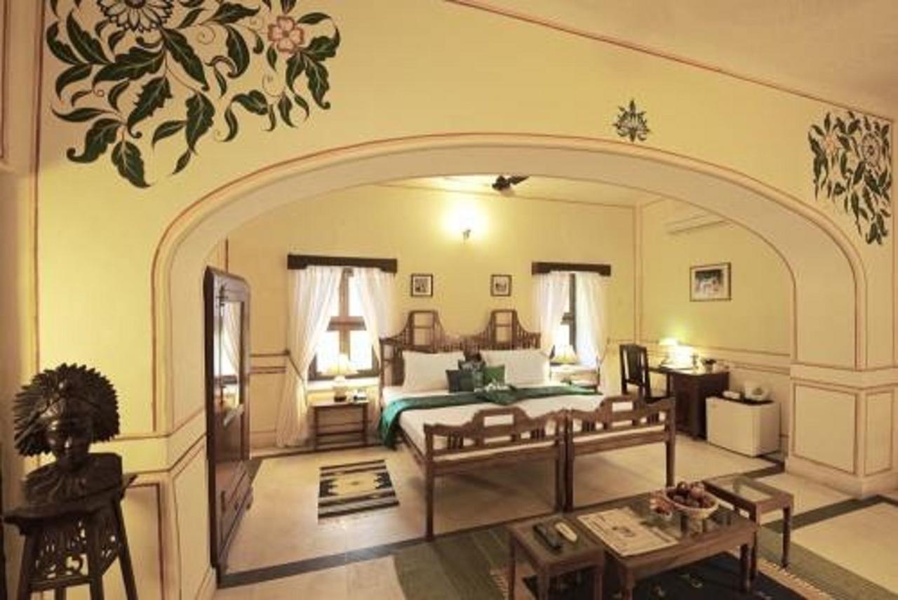 Roop Vilas Palace Nawalgarh Exteriör bild